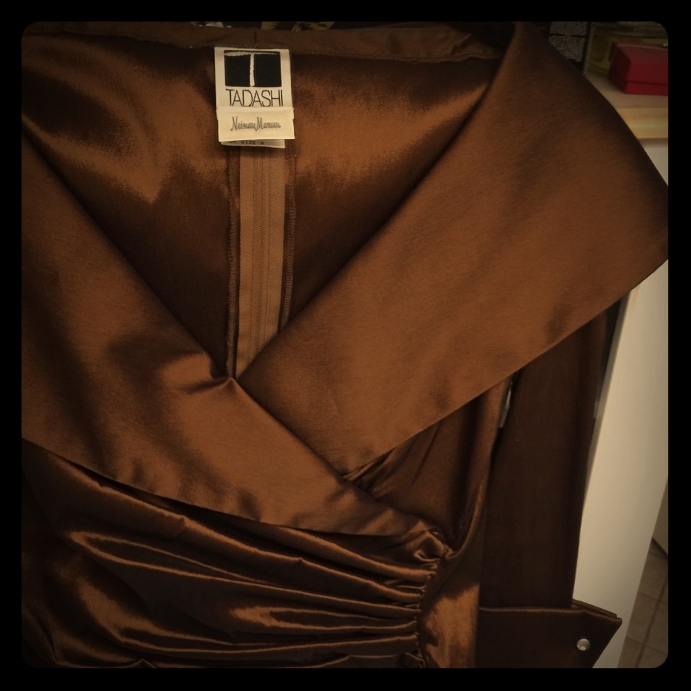 Tadashi cooper stretch satin top